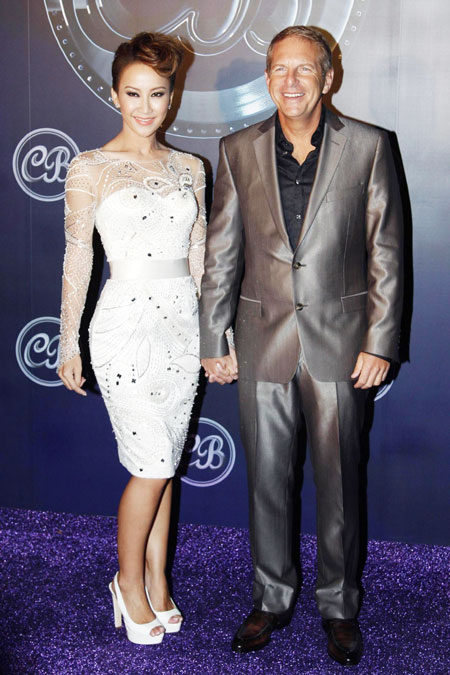 Coco Lee holds big wedding ceremony