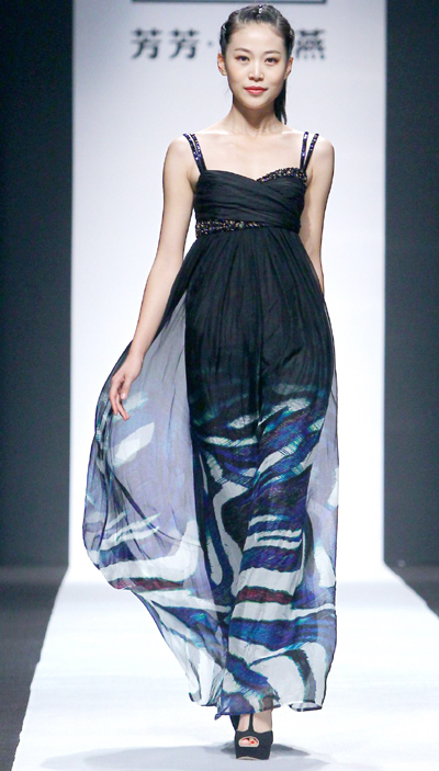 Li Xiaoyan S/S 2012 collection