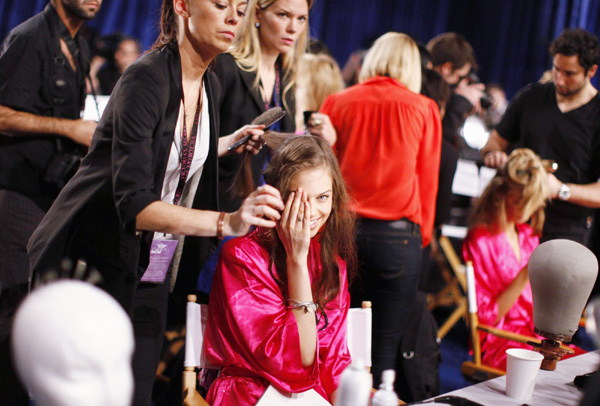 Behind the scenes of Victoria's Secret