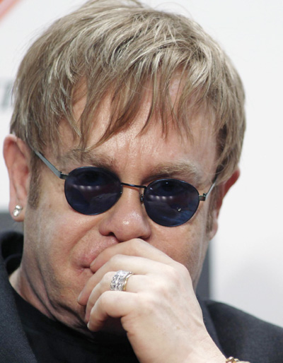 Elton John helps women affected by AIDS