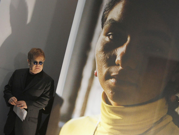 Elton John helps women affected by AIDS