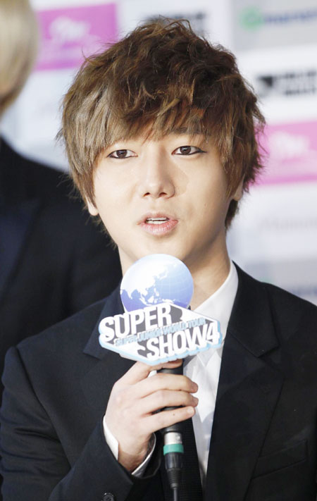 Super Junior holds news conference in Seoul