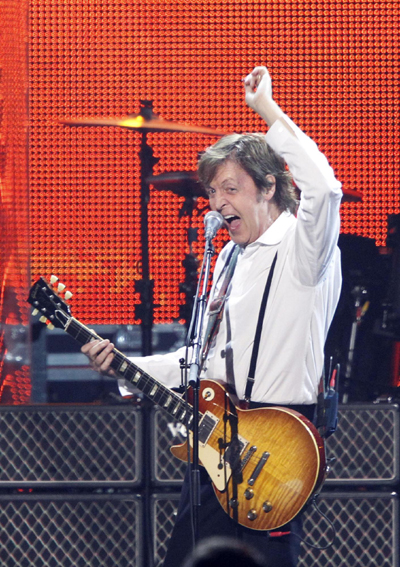 2012 MusiCares honors Paul McCartney