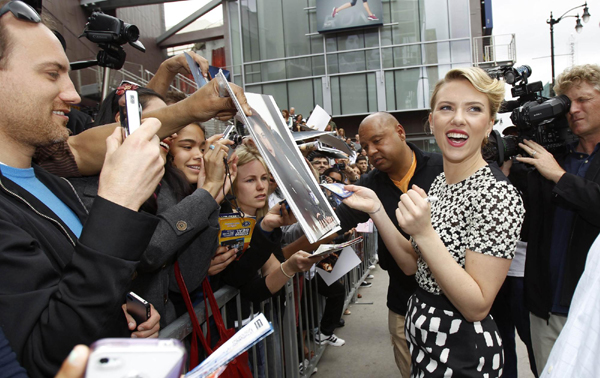 Scarlett Johansson gets a star