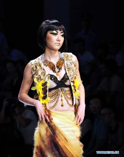 Guangdong fashion week kicks off