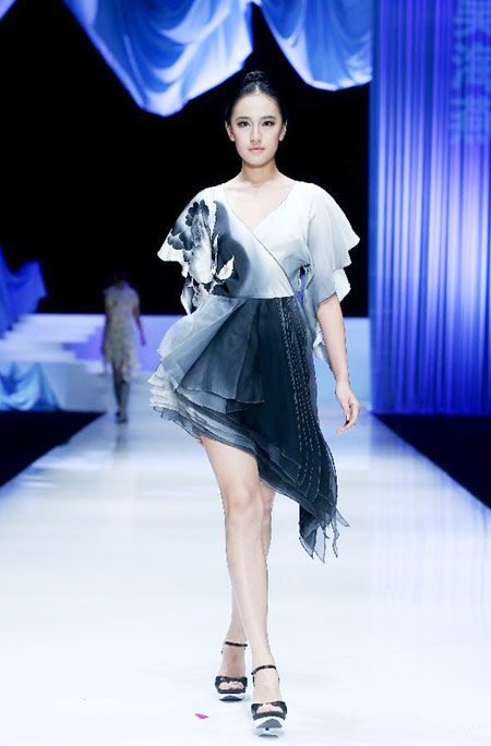 Top designer collection show in Beijing