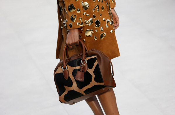 2013 London Fashion Week A/W: Burberry