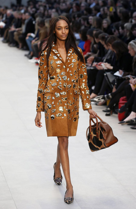 2013 London Fashion Week A/W: Burberry