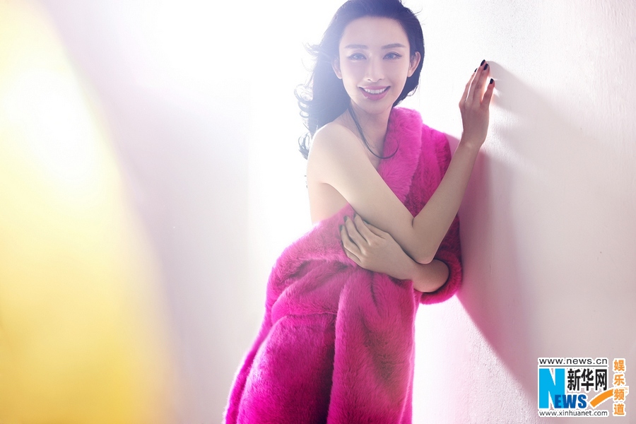Graceful Zhang Li in furs