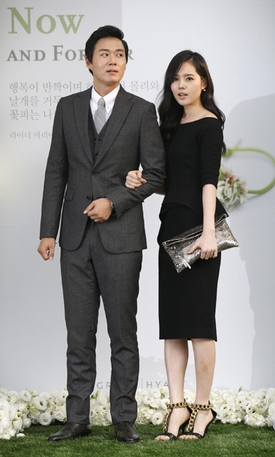 South Korean actor Lee Byung-hun marries