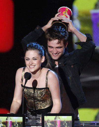 Robert Pattinson at 2010 MTV Movie Awards