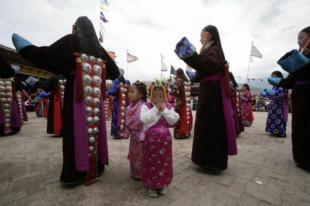 Regong festival celebrated in Qinghai