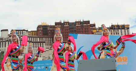 Shoton festival celebrated in Tibet