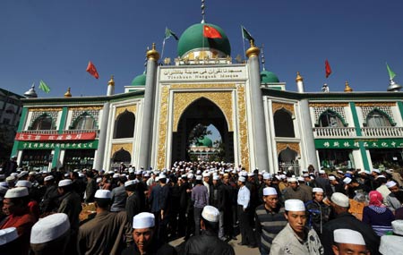 People celebrate Eid al-Fitr in China