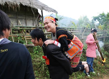 Li ethnic wedding