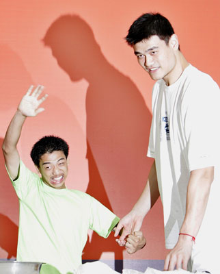 Yao Ming promotes 2007 Shanghai Special Olympics