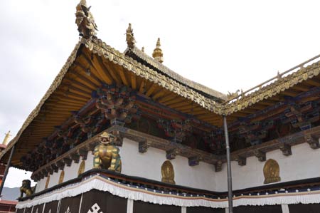 A tour to Jokhang Temple