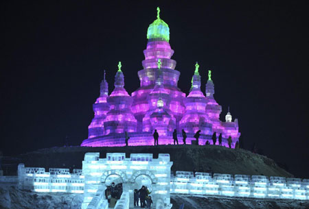 Harbin Ice and Snow World opens to tourists