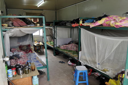 Containers in Shenzhen become revamped cheap housing