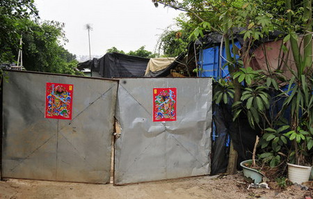 Containers in Shenzhen become revamped cheap housing