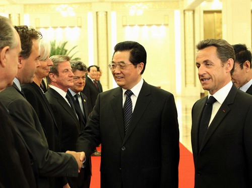 President Hu welcomes French president