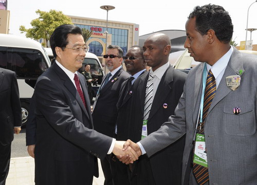 President Hu visits Shanghai Expo