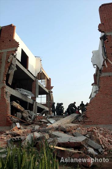 10 killed in building collapse in E China