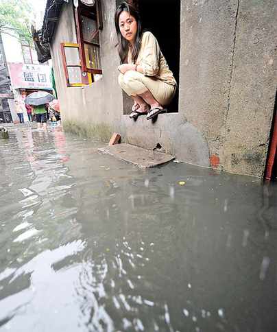 Rainstorms hit East China city