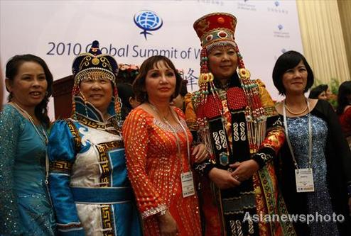 Beijing holds Global Summit of Women 2010