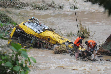 Rainstorms to continue lashing Fujian