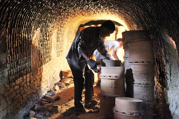 Dragon-patterned kiln of Ming Dynasty in E China