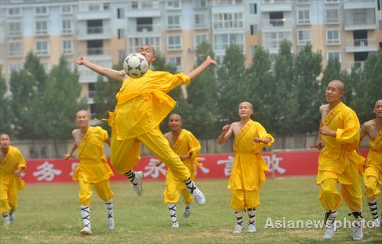 Shaolin Kung Fu catches World Cup fever