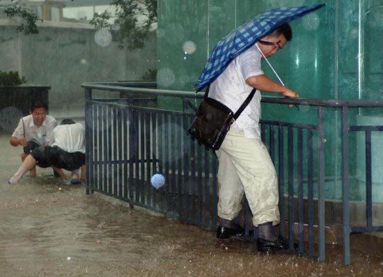 Heaviest rainfalls hit Chongqing