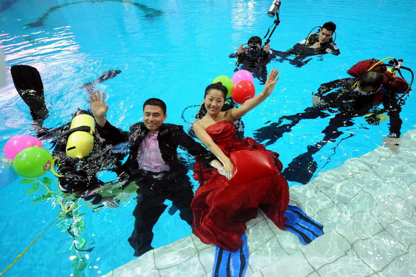 Wedding ceremony in pool adds romance to Army Day