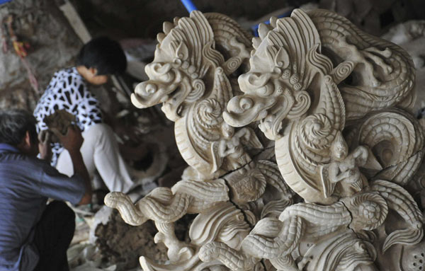 Traditional handicrafts regain popularity