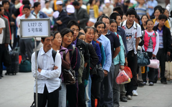 1,500 cotton pickers head to Xinjiang