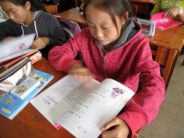 School reopens in flood-hit NE China