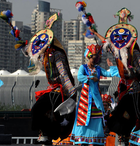 'Tashi Delei' at Shanghai Expo 