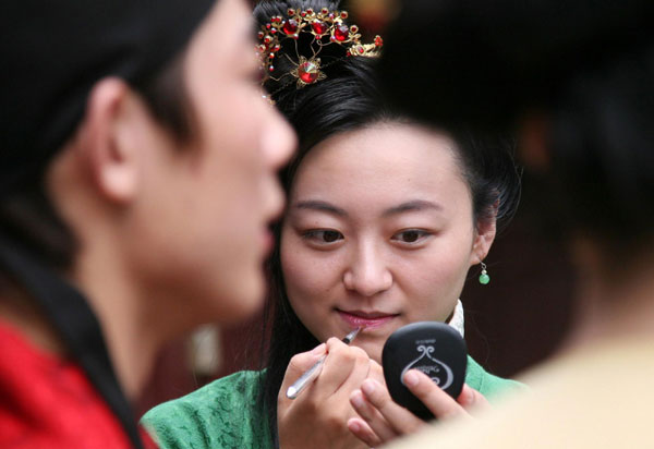 The beauty of the hanfu in Confucius Temple