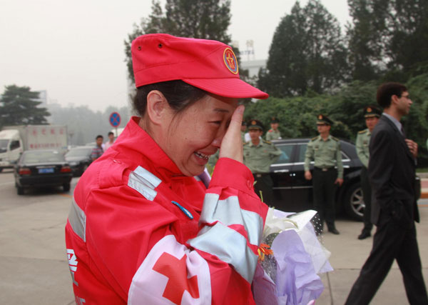 1st Chinese rescue team back home from Pakistan