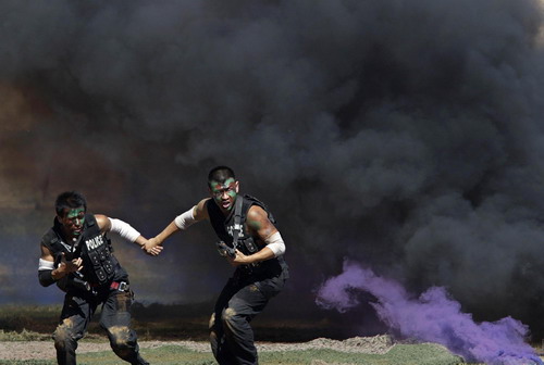 Beijing police stage anti-terror drill