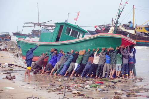 20 boats destroyed in S China torrent