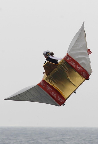 Flugtag takes a splashy flight in HK