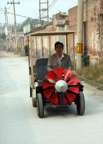 Farmer’s homemade green car