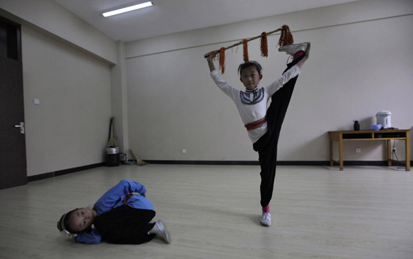 Young learners of Peking Opera