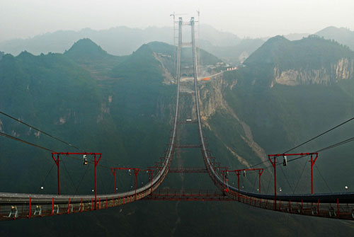 Main cables finished for Aizhai suspension bridge