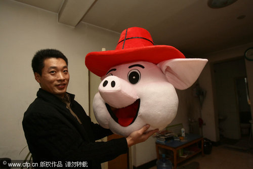 A romantic gesture in a pig suit