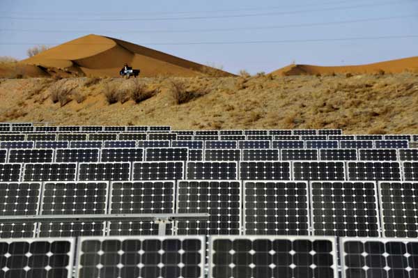 Desert sunshine helps solar energy industry