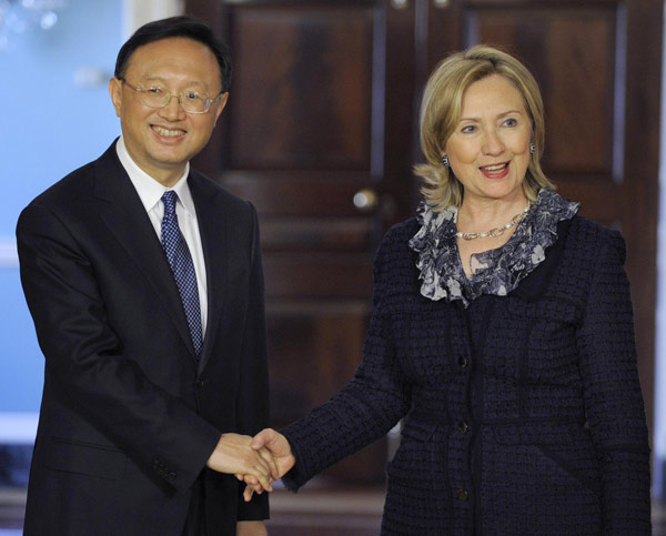 Chinese FM, Hillary meet ahead of Hu's US visit