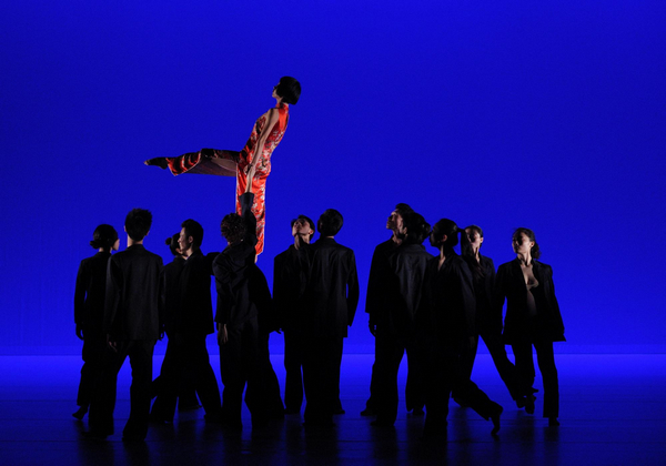 Shanghai dancers perform in Rome